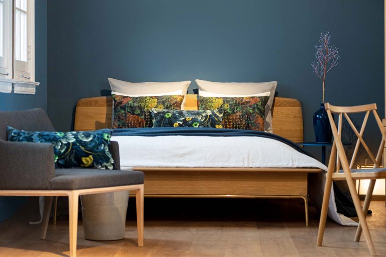 Mrs.Me home couture - Wonderlust Lagoon bedroom