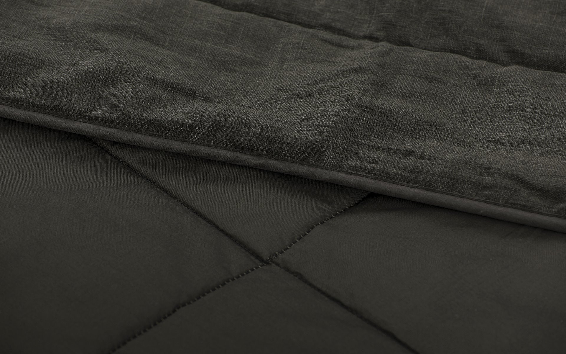Mrs.Me bedspread Nightfall Sepia detail1 1920x1200