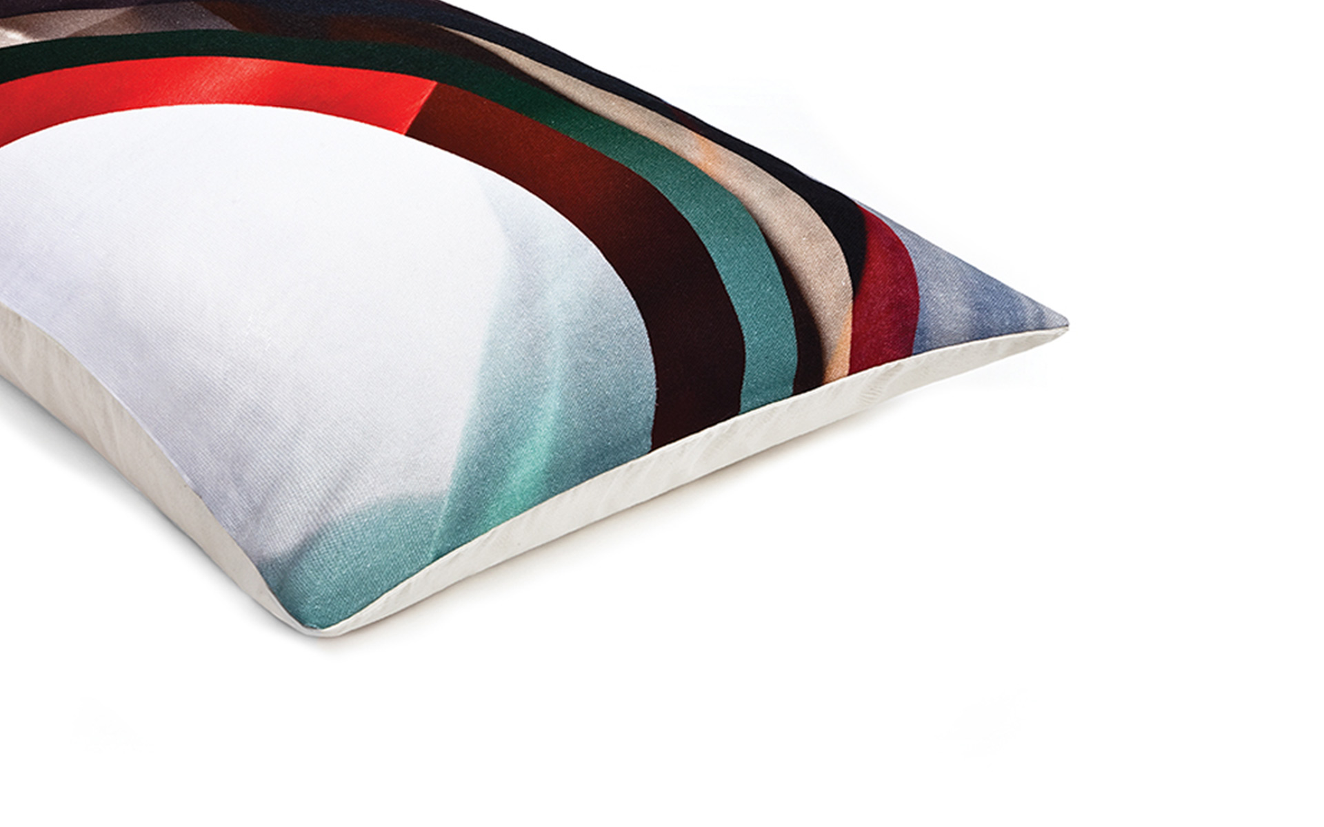 Mrs.Me home couture - cushion Archer Multicolour detail 2 1920 1200