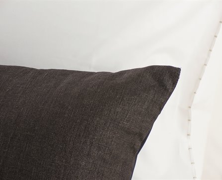 Mrs.Me home couture - cushion Nightfall Sepia detail1 LR