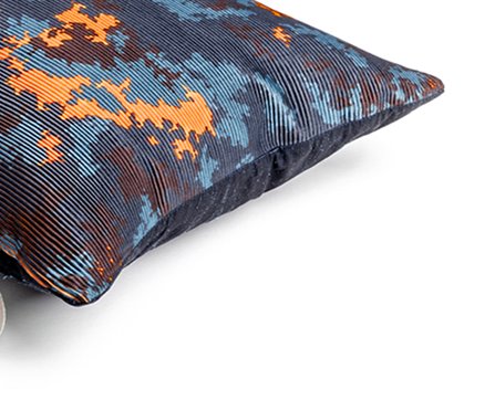 Mrs.Me home couture - cushions Level Universe detail 1