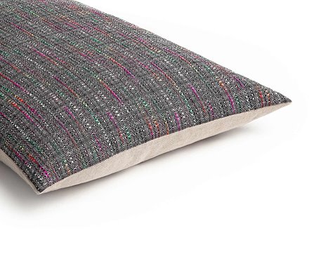 Mrs.Me home couture - Cushion Volt detail 2